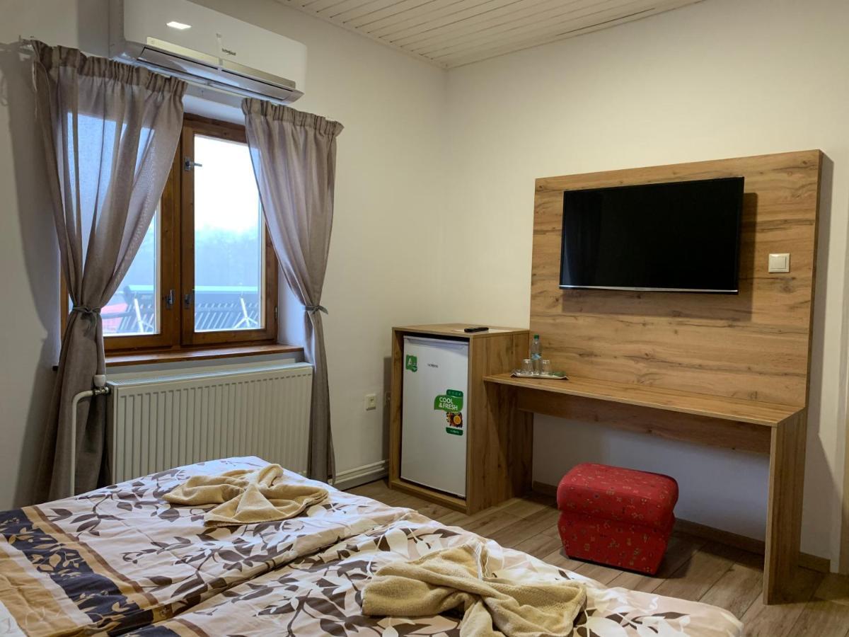 Ranc Pod Babicou Hotell Bojná Exteriör bild